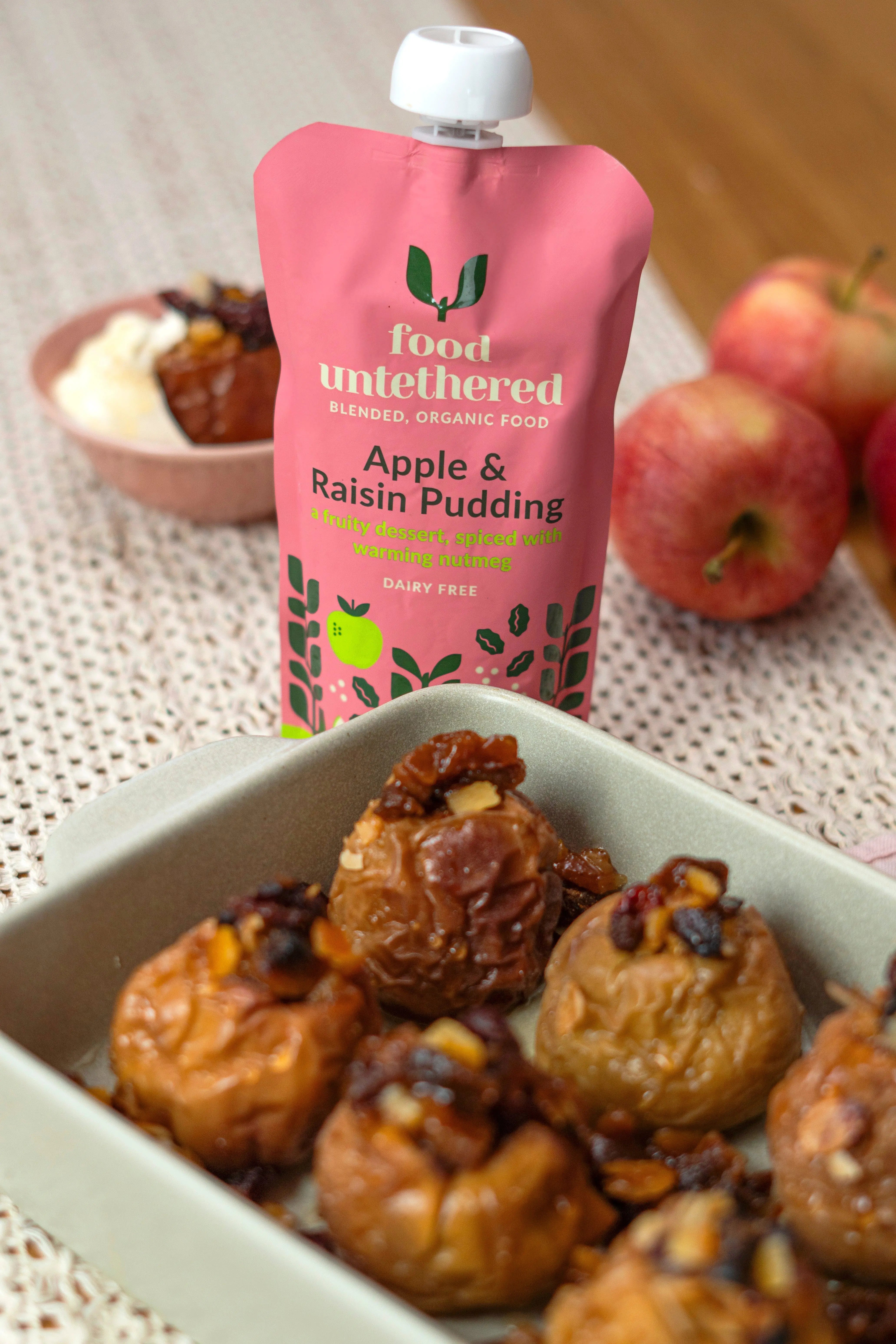 Baked Apples
 &ndash; Food Untethered